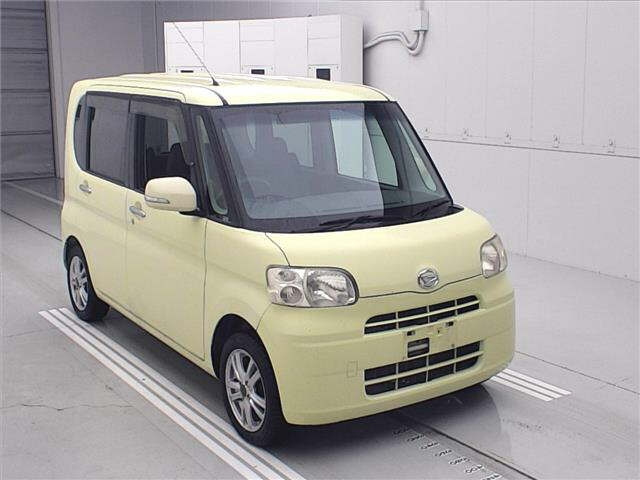 DAIHATSU TANTO — фото