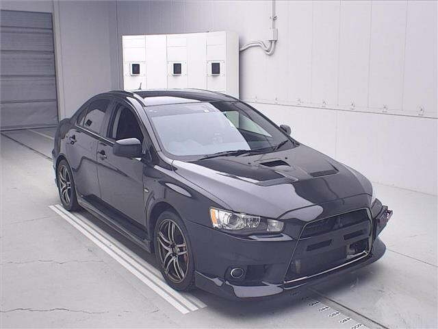 MITSUBISHI LANCER — фото