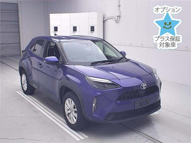 TOYOTA YARIS — фото