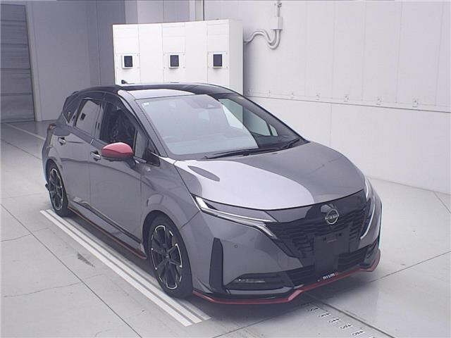 NISSAN AURA — фото