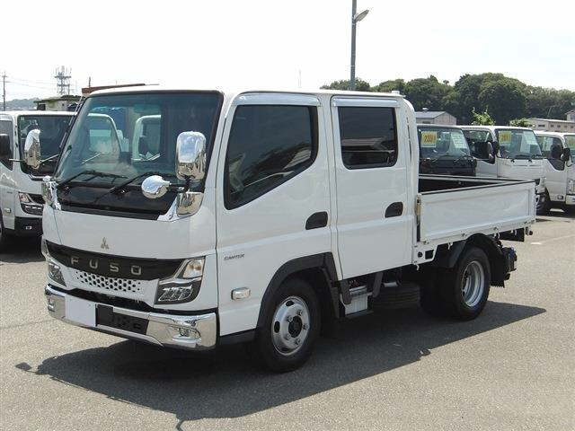 MITSUBISHI CANTER — фото