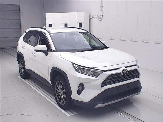 TOYOTA RAV4 — фото