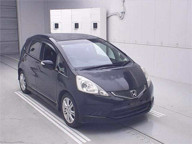 HONDA FIT — фото