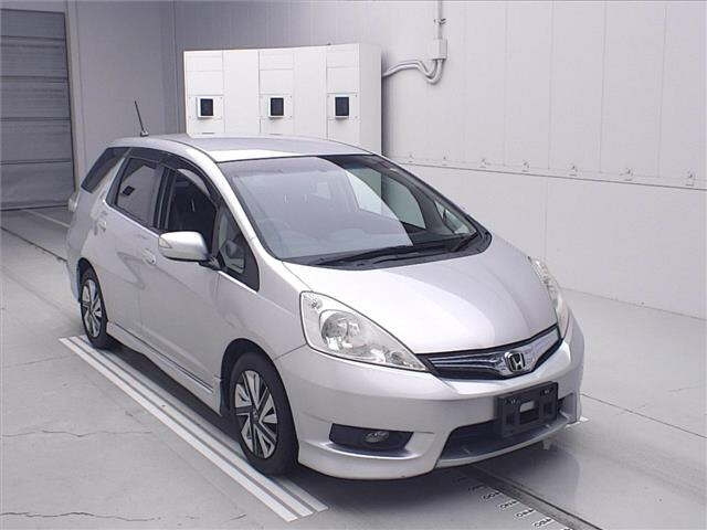 HONDA FIT — фото