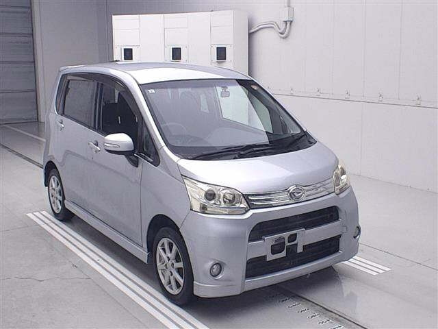 DAIHATSU MOVE — фото