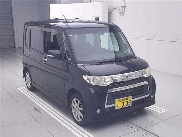 DAIHATSU TANTO — фото