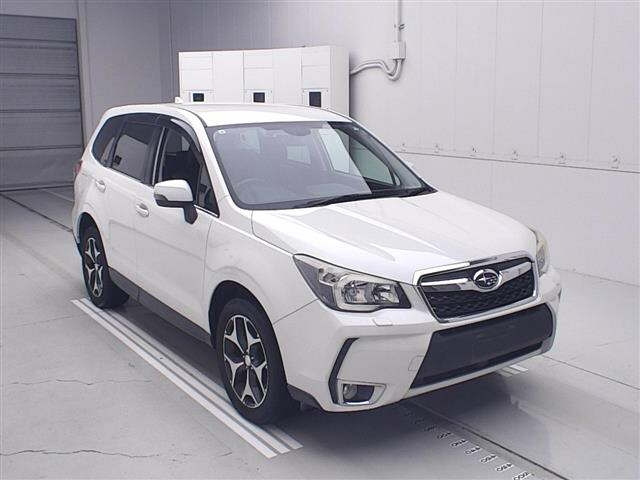 SUBARU FORESTER — фото