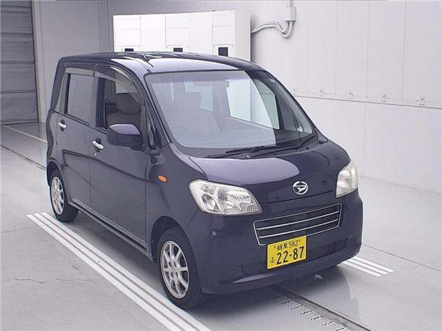 DAIHATSU TANTO — фото