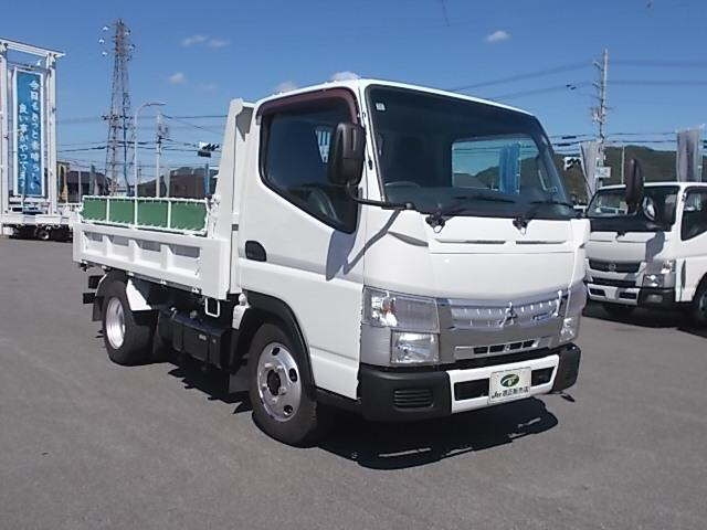 MITSUBISHI CANTER — фото