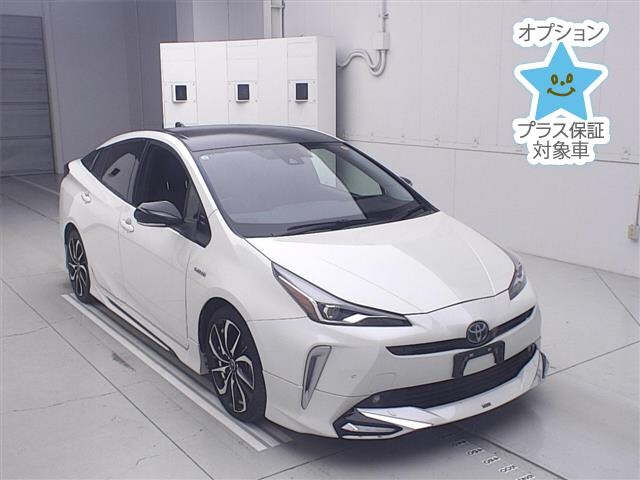 TOYOTA PRIUS — фото