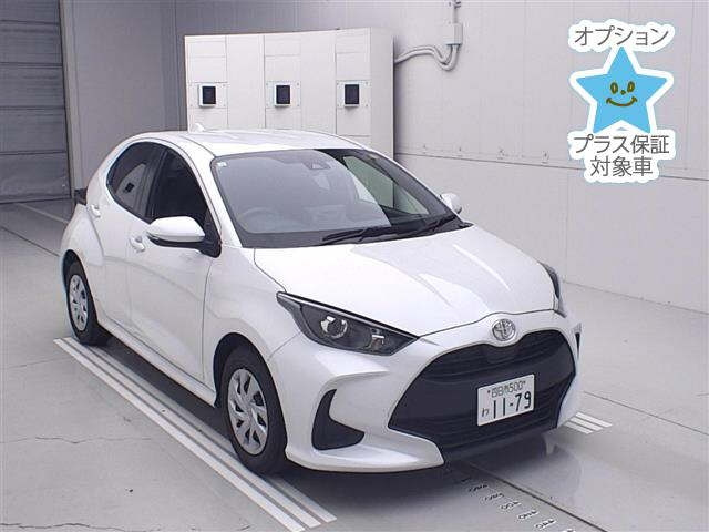 TOYOTA YARIS — фото