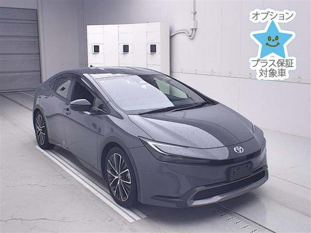 TOYOTA PRIUS — фото
