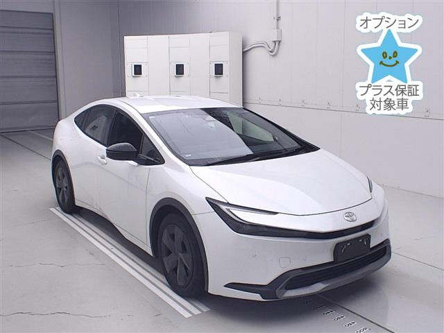 TOYOTA PRIUS — фото