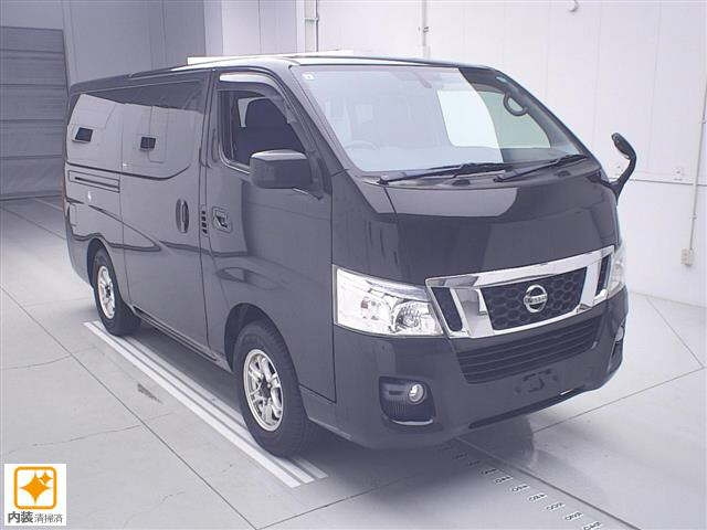 NISSAN CARAVAN — фото