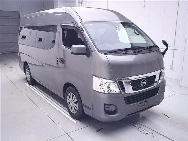 NISSAN CARAVAN — фото