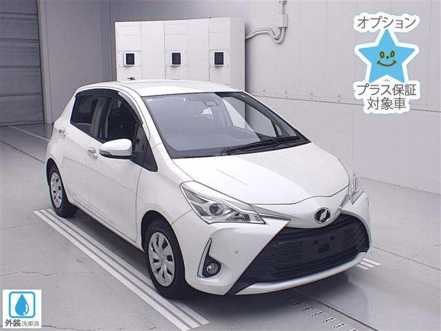 TOYOTA VITZ — фото