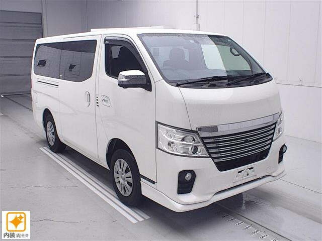 NISSAN CARAVAN — фото