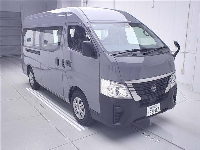 NISSAN CARAVAN — фото