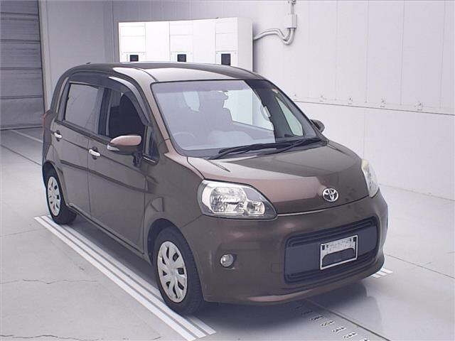 TOYOTA PORTE — фото