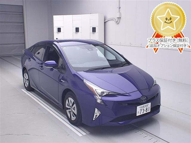 TOYOTA PRIUS — фото