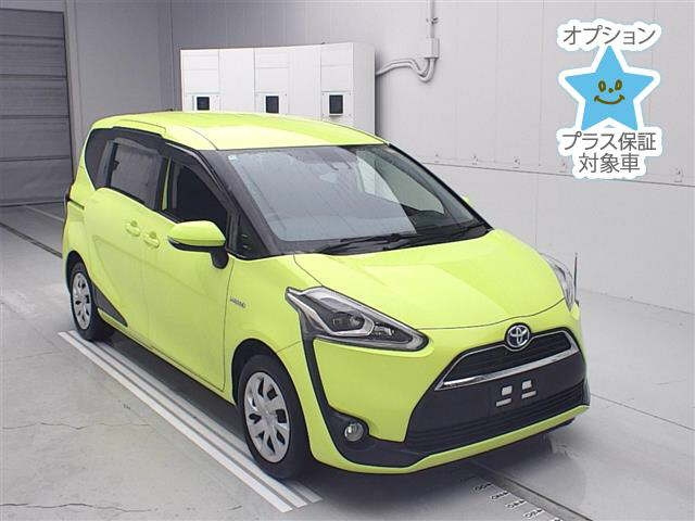 TOYOTA SIENTA — фото