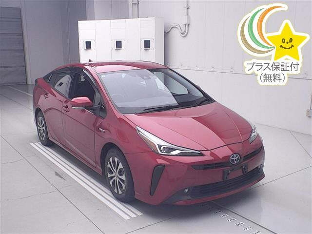 TOYOTA PRIUS — фото