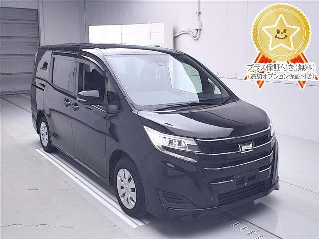 TOYOTA NOAH — фото