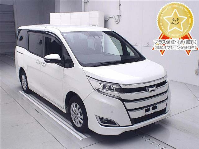 TOYOTA NOAH — фото