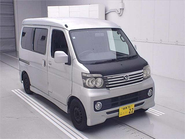 DAIHATSU ATRAI — фото