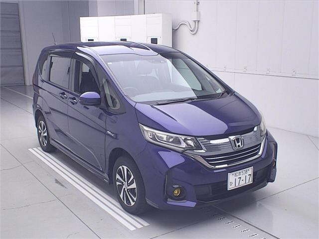 HONDA FREED — фото