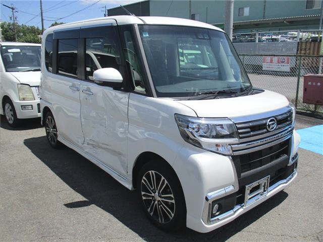 DAIHATSU TANTO — фото