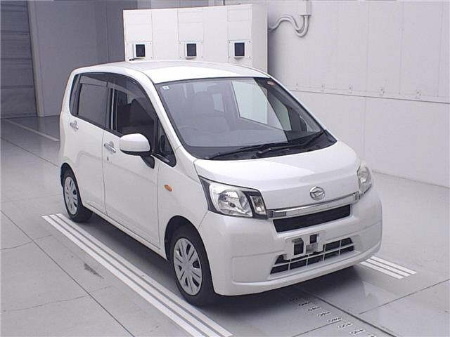 DAIHATSU MOVE — фото