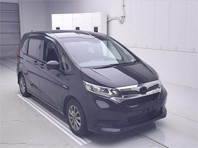 HONDA FREED — фото