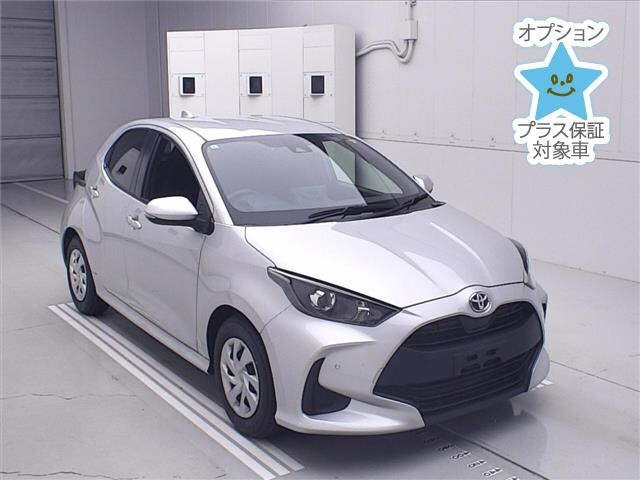 TOYOTA YARIS — фото