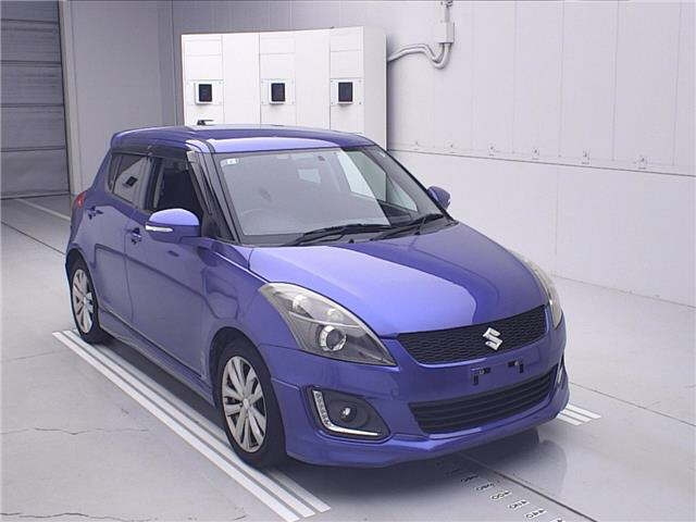 SUZUKI SWIFT — фото