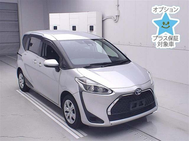 TOYOTA SIENTA — фото
