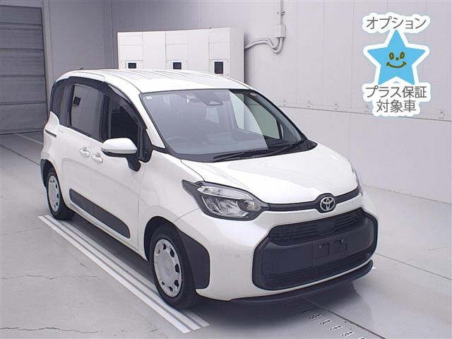 TOYOTA SIENTA — фото