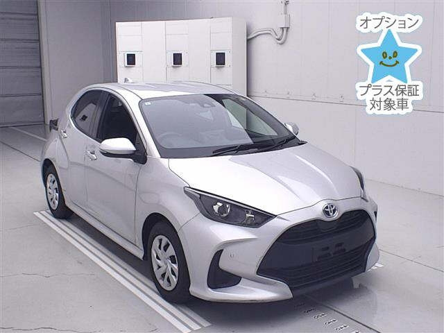 TOYOTA YARIS — фото