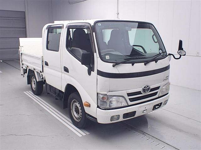 TOYOTA DYNA — фото