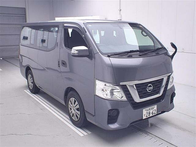 NISSAN CARAVAN — фото