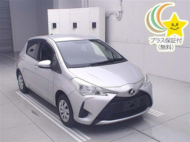 TOYOTA VITZ — фото