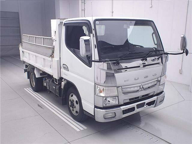 MITSUBISHI CANTER — фото