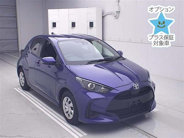 TOYOTA YARIS — фото