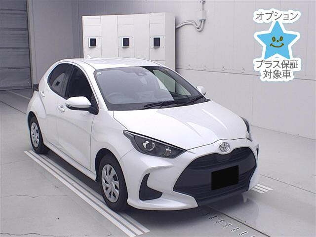 TOYOTA YARIS — фото
