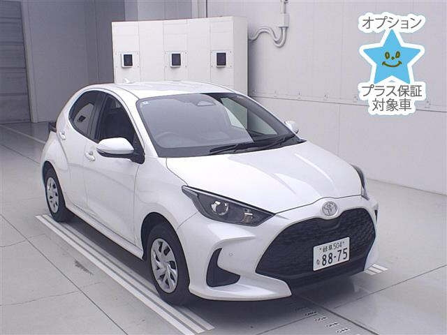 TOYOTA YARIS — фото