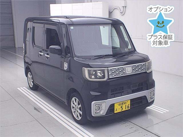 DAIHATSU WAKE — фото