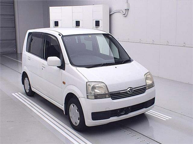 DAIHATSU MOVE — фото
