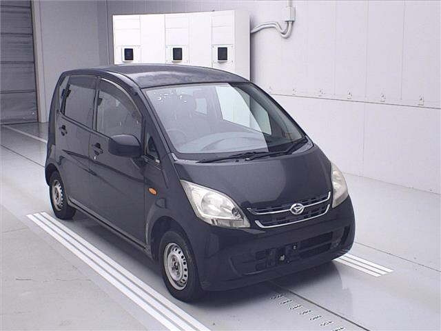 DAIHATSU MOVE — фото