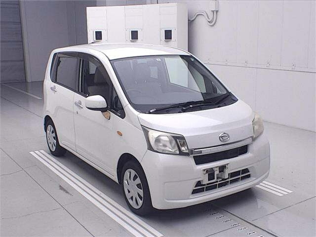 DAIHATSU MOVE — фото