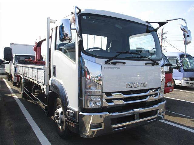 ISUZU FORWARD — фото